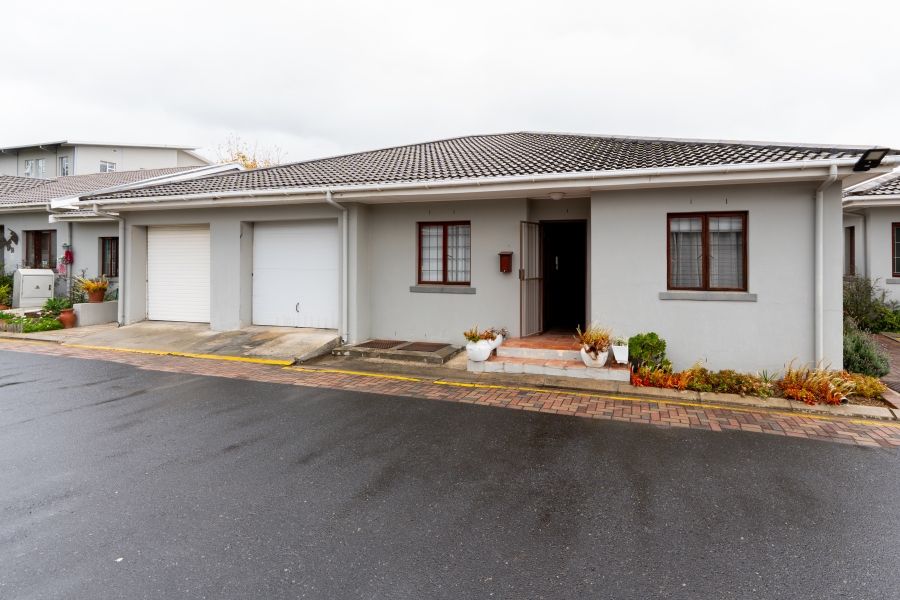 3 Bedroom Property for Sale in Stellenbosch Central Western Cape